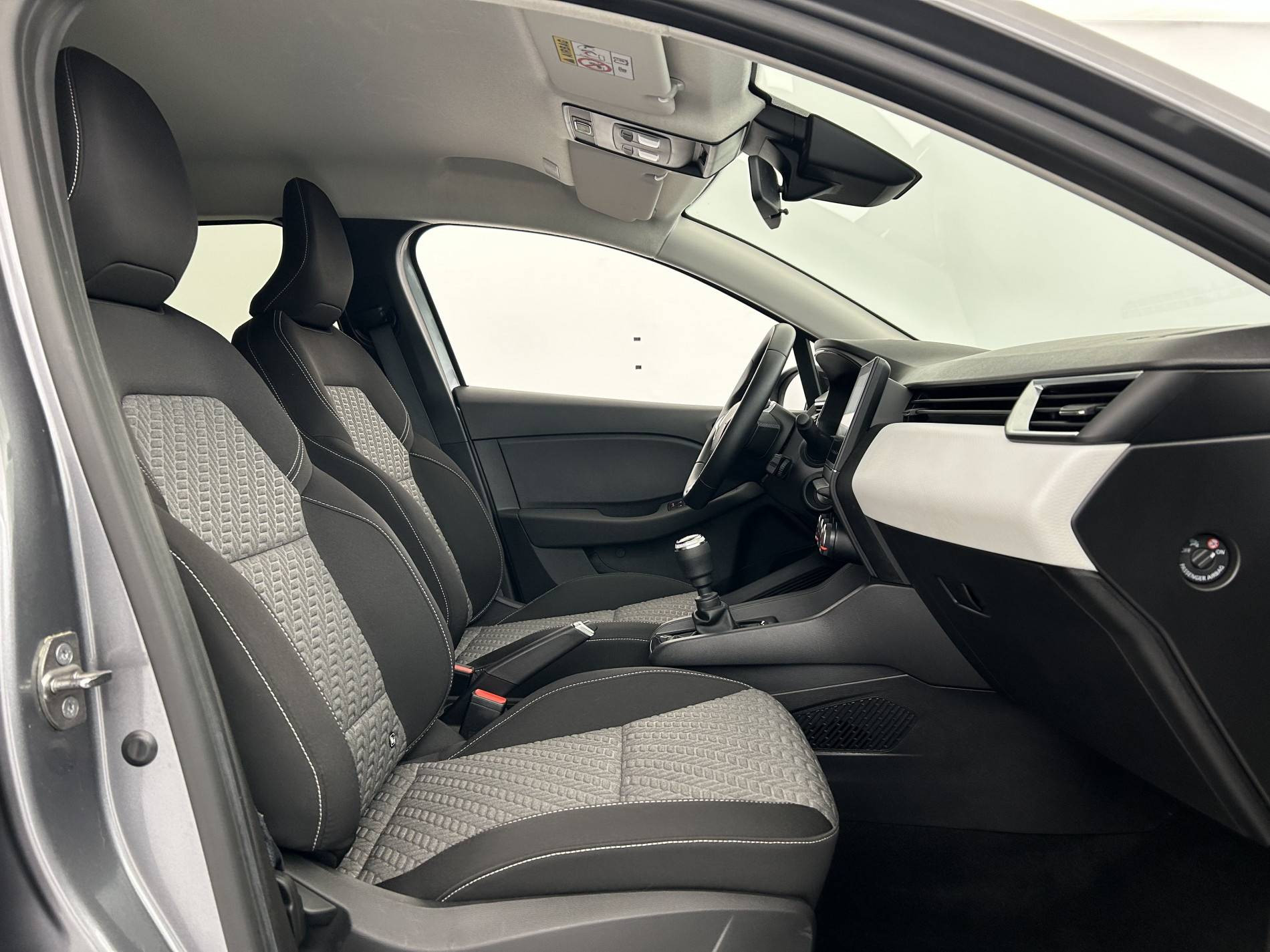 Vente en ligne Renault Clio 5 Clio TCe 90 au prix de 14 790 €