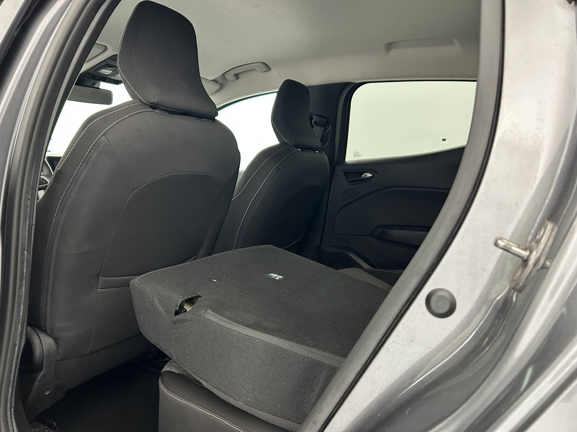 Vente en ligne Renault Clio 5 Clio TCe 90 au prix de 14 790 €