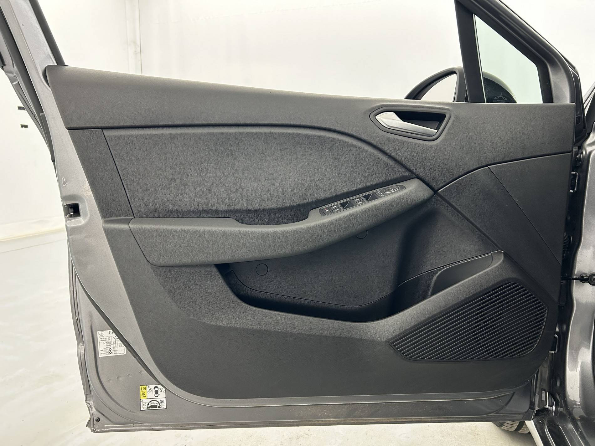 Vente en ligne Renault Clio 5 Clio TCe 90 au prix de 14 790 €