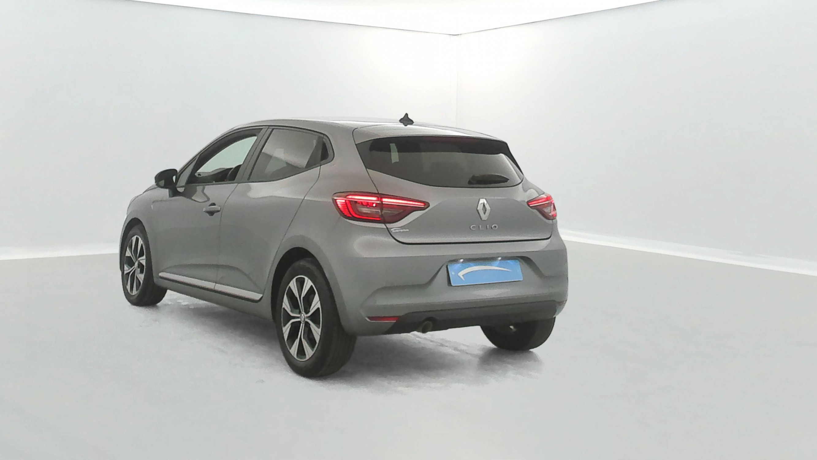 Vente en ligne Renault Clio 5 Clio TCe 90 au prix de 14 790 €