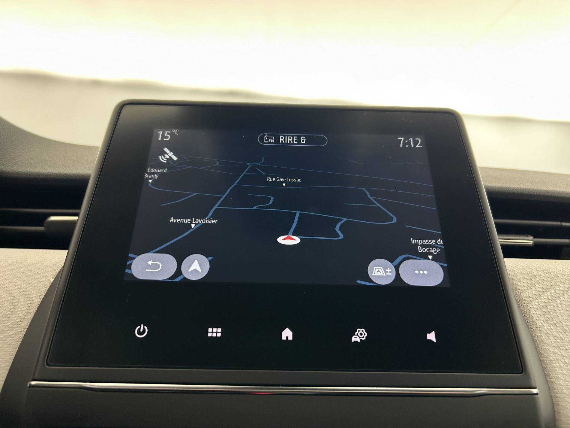 Vente en ligne Renault Clio 5 Clio TCe 90 au prix de 14 790 €