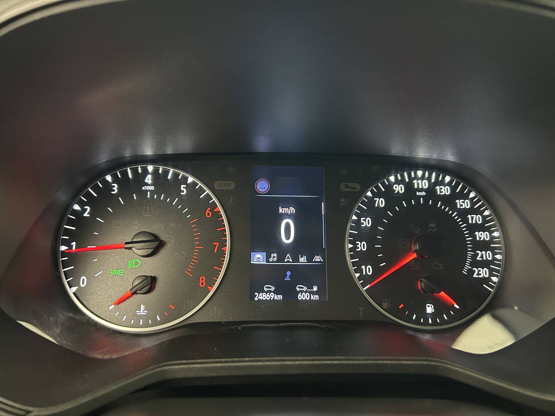 Vente en ligne Renault Clio 5 Clio TCe 90 au prix de 14 790 €