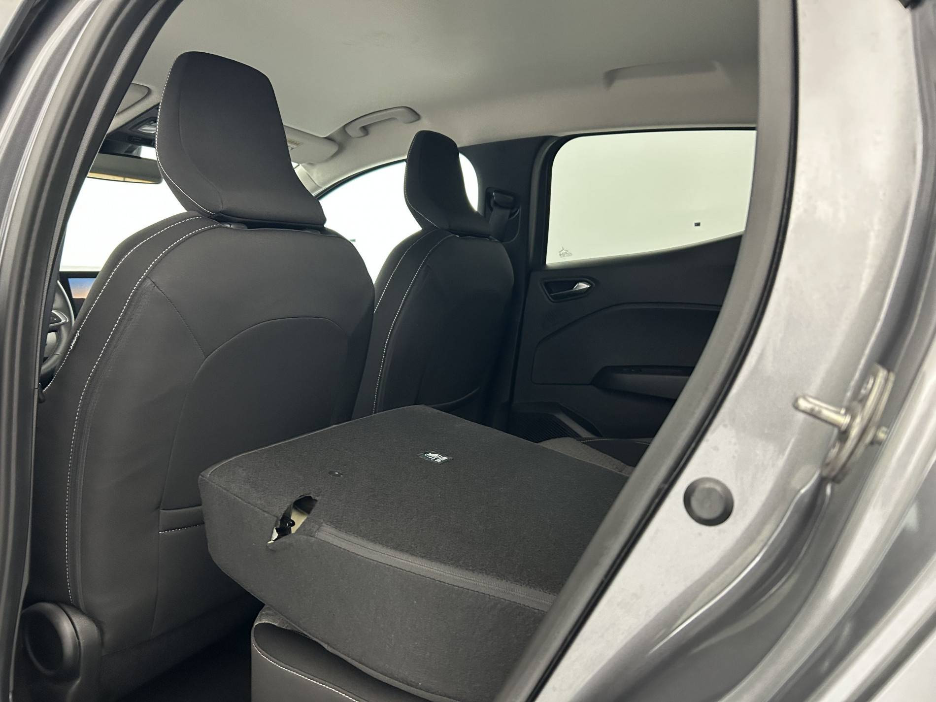 Vente en ligne Renault Clio 5 Clio TCe 90 au prix de 15 290 €