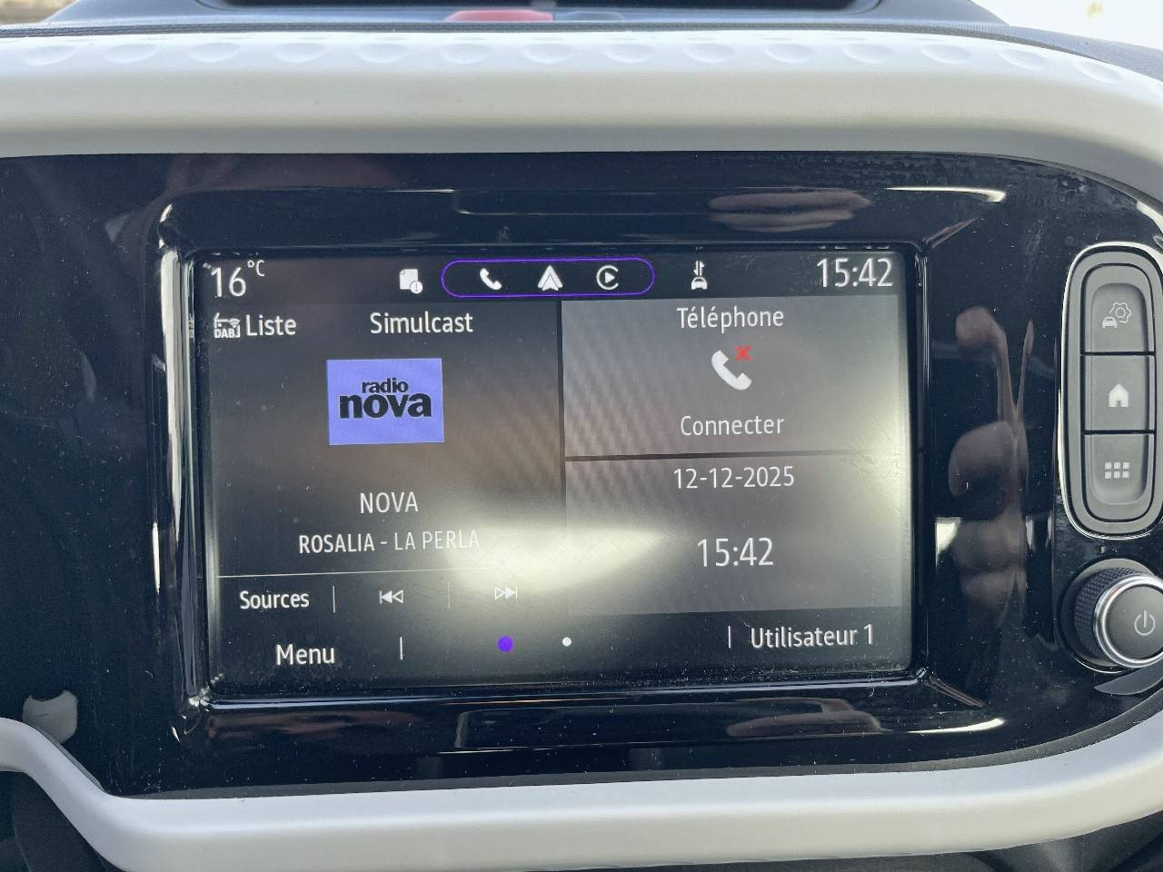 Vente en ligne Renault Twingo Electrique Twingo III E-Tech au prix de 12 790 €