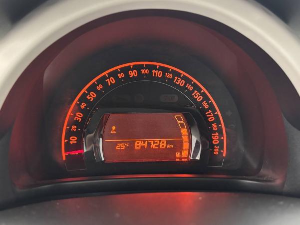 Vente en ligne Renault Twingo 3  0.9 TCe 90 Energy E6C au prix de 7 990 €