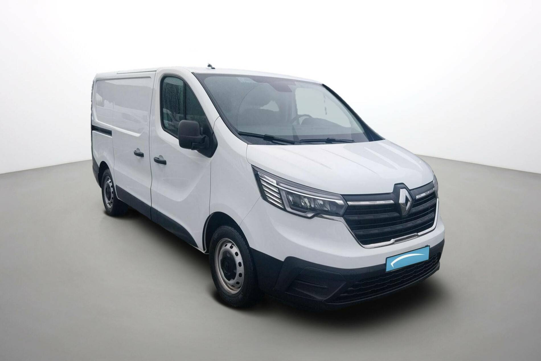 Vente en ligne Renault Trafic 3 Fourgon TRAFIC FGN L1H1 3000 KG BLUE DCI 130 au prix de 20 890 €