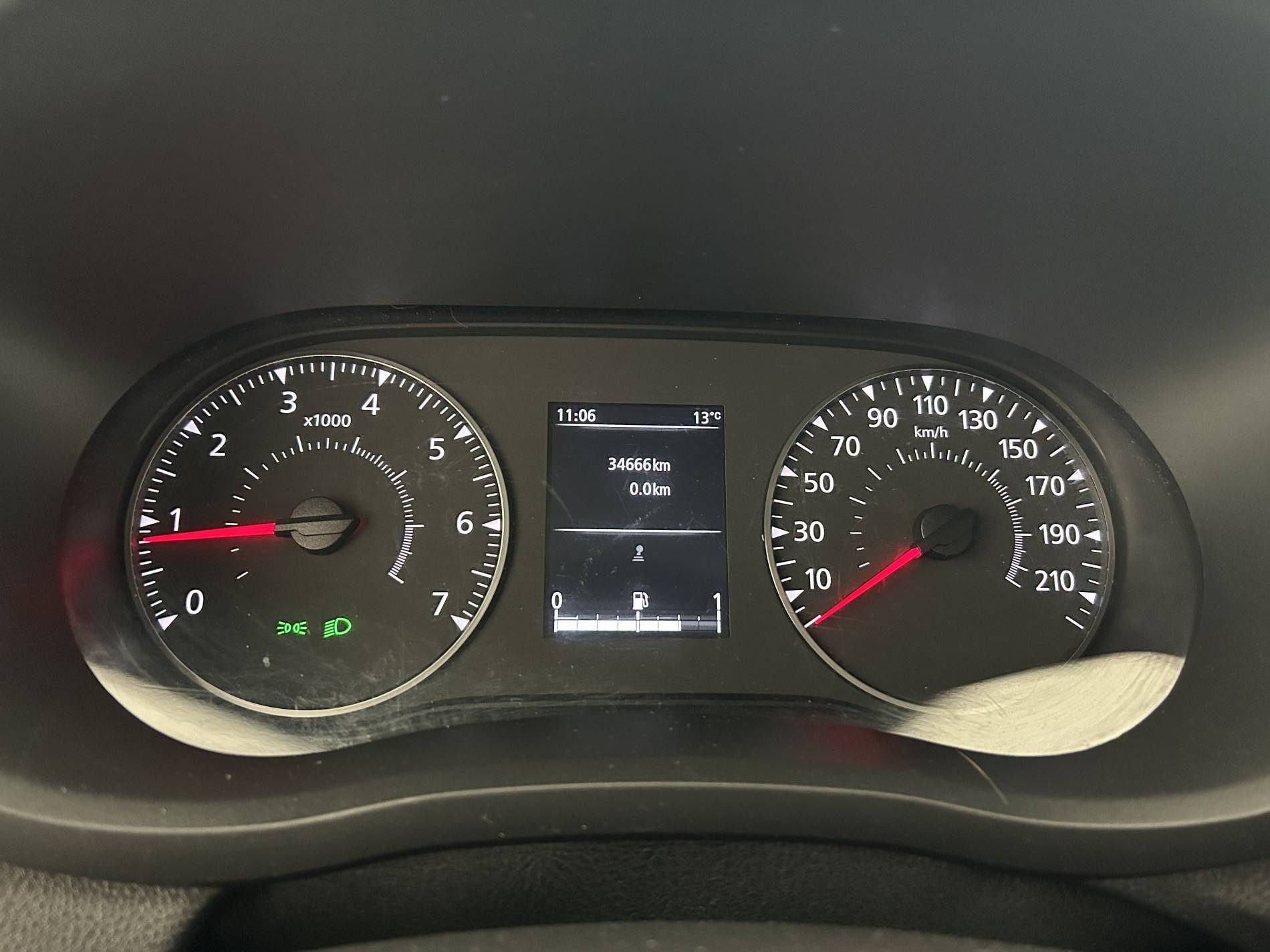 Vente en ligne Renault Master Fourgon MASTER FGN TRAC F3500 L2H2 BLUE DCI 135 au prix de 26 590 €