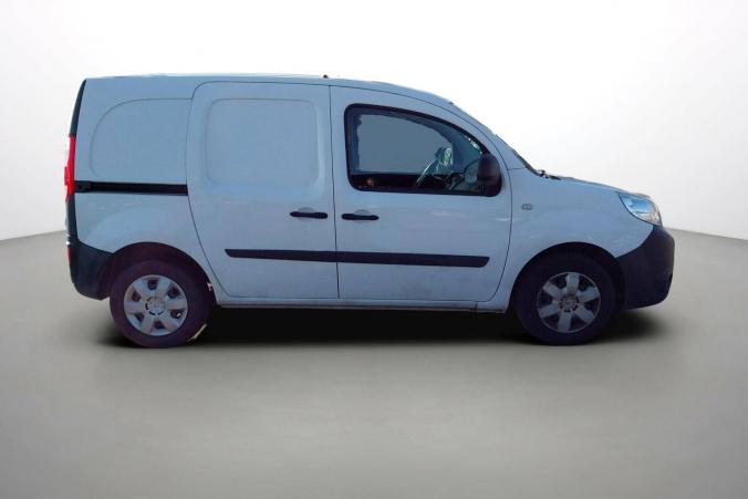 Vente en ligne Renault Kangoo Express  BLUE DCI 95 au prix de 13 990 €