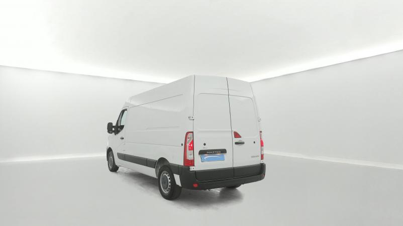 Vente en ligne Renault Master Fourgon MASTER FGN TRAC F3500 L2H2 BLUE DCI 135 au prix de 26 990 €