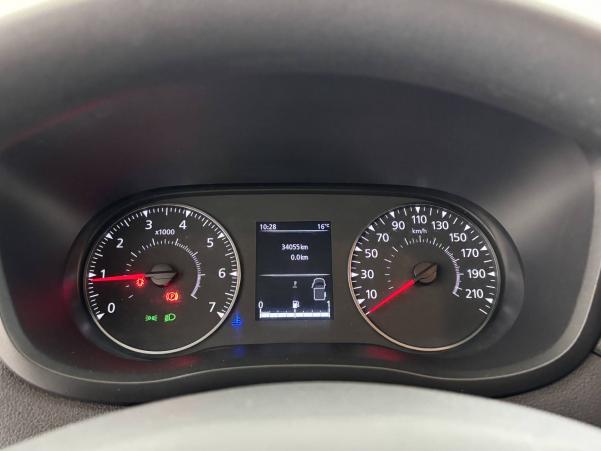 Vente en ligne Renault Master Fourgon MASTER FGN TRAC F3500 L2H2 BLUE DCI 135 au prix de 26 990 €
