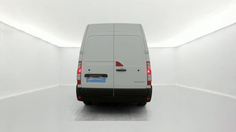 Vente en ligne Renault Master Fourgon MASTER FGN TRAC F3500 L2H2 BLUE DCI 135 au prix de 26 990 €