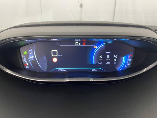 Vente en ligne Peugeot 3008  1.2 Puretech 130ch S&S EAT6 au prix de 15 990 €