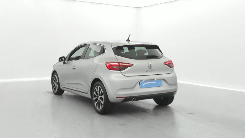 Vente en ligne Renault Clio 5 Clio TCe 90 - 21N au prix de 15 990 €