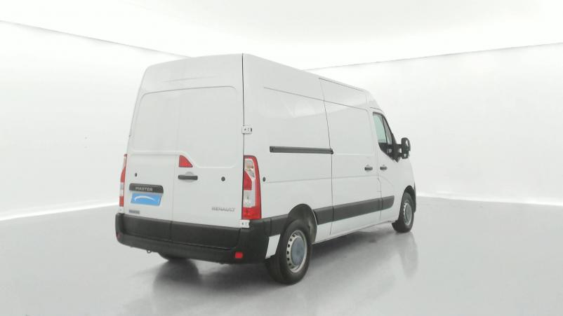 Vente en ligne Renault Master 3 Fourgon MASTER FGN TRAC F3500 L2H2 DCI 135 au prix de 23 990 €