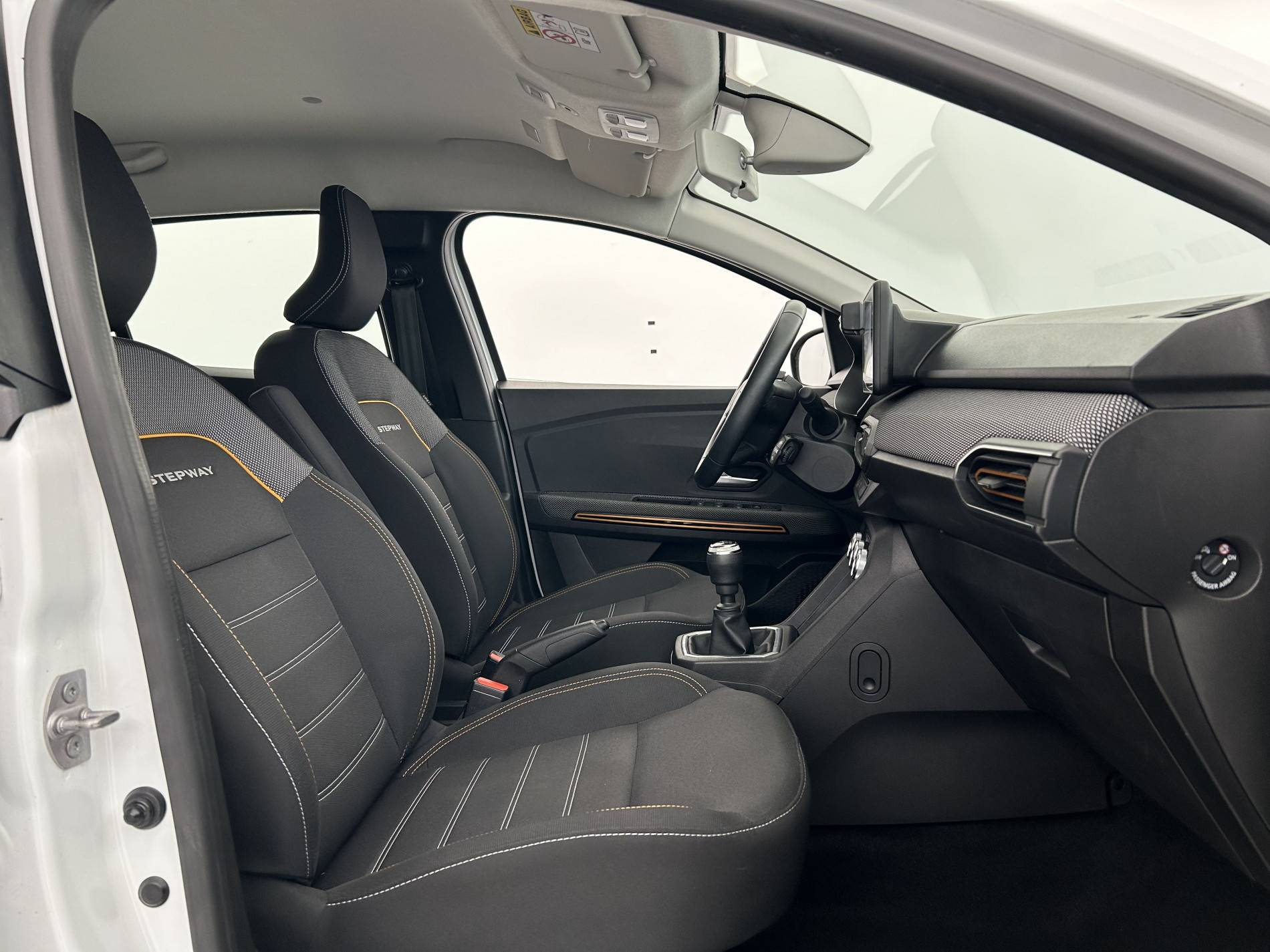 Vente en ligne Dacia Sandero  ECO-G 100 au prix de 13 990 €