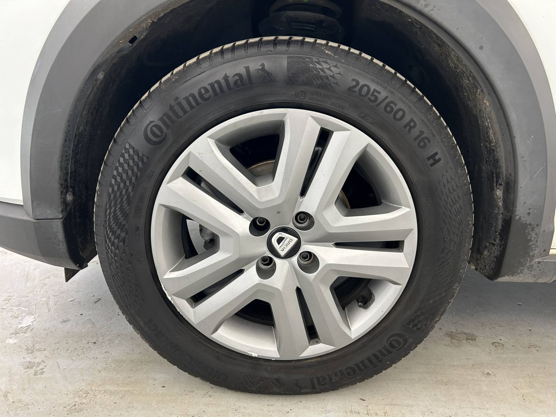 Vente en ligne Dacia Sandero  ECO-G 100 au prix de 13 990 €