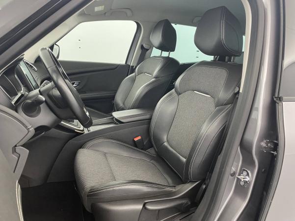 Vente en ligne Renault Grand Scenic 4 Grand Scenic TCe 140 FAP EDC - 21 au prix de 24 590 €