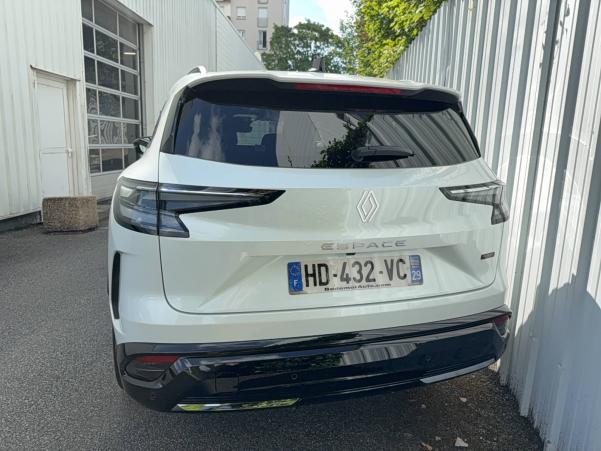 Vente en ligne Renault Espace Espace full hybrid E-Tech 200 ch 5pl au prix de 46 490 €