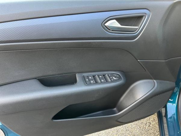 Vente en ligne Renault Arkana  TCe 140 EDC - 22 au prix de 23 990 €