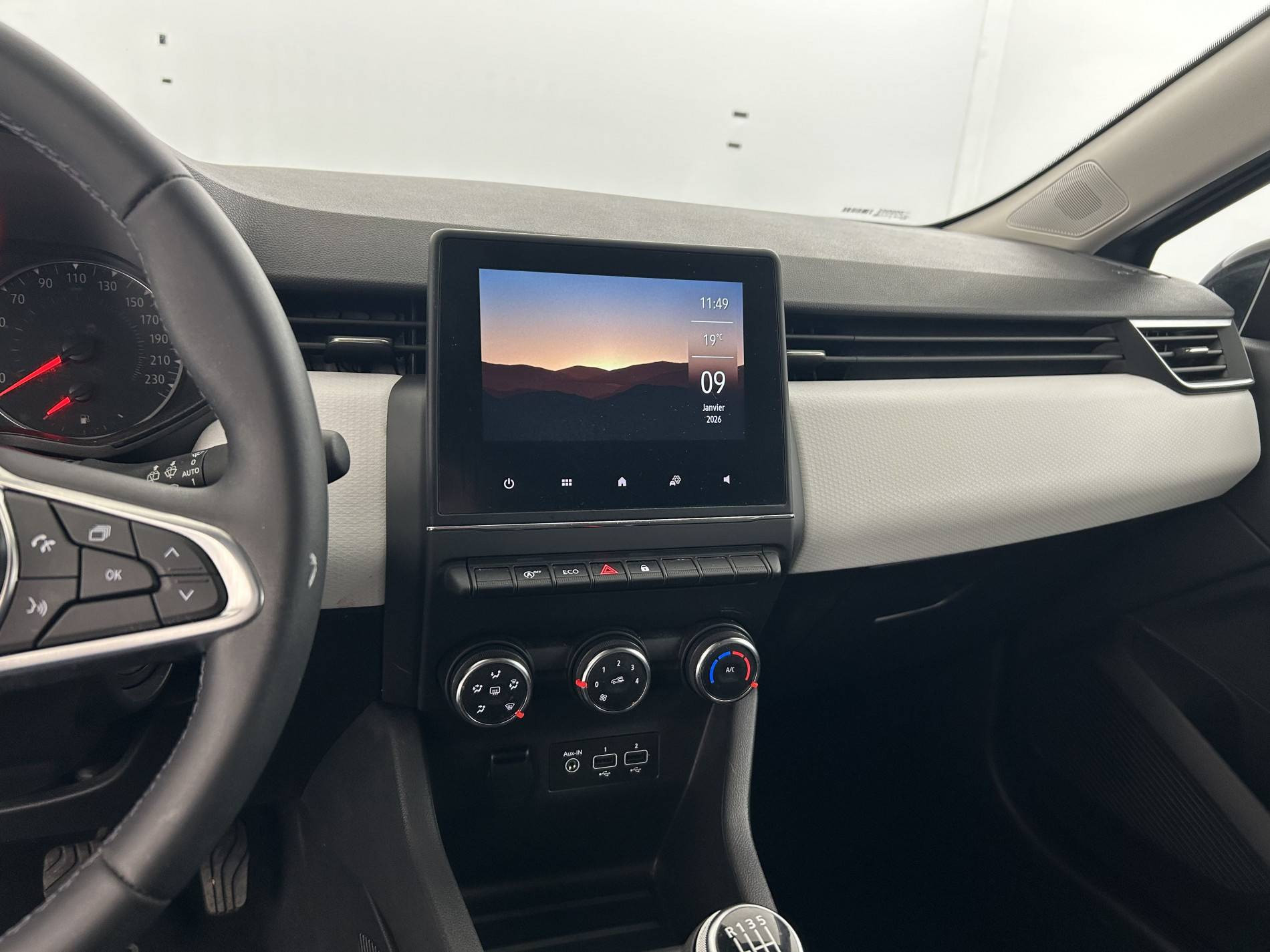 Vente en ligne Renault Clio 5 Clio TCe 90 au prix de 15 390 €