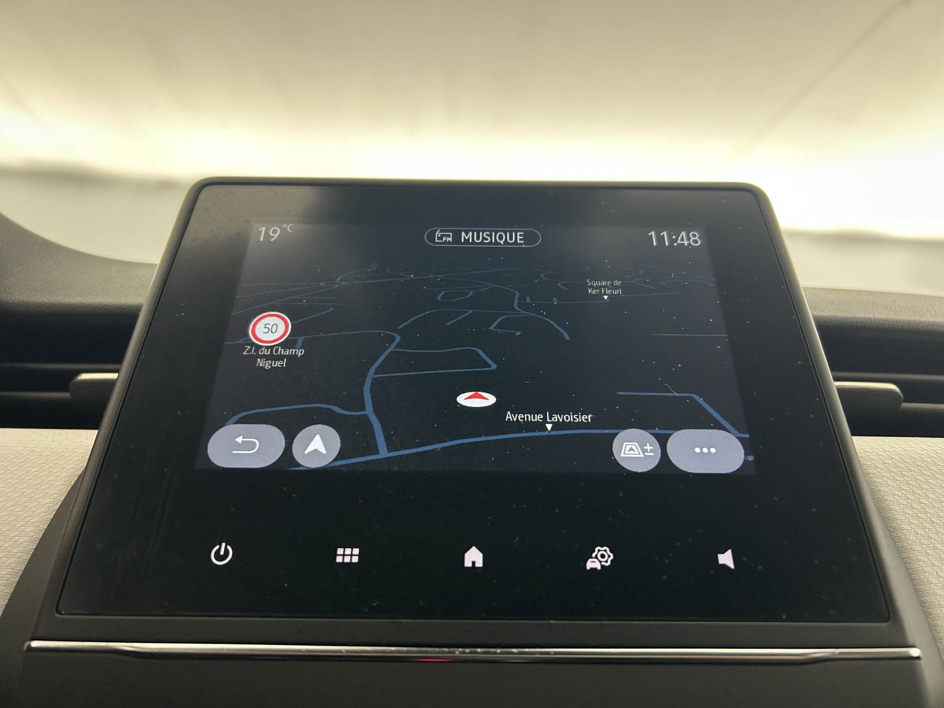 Vente en ligne Renault Clio 5 Clio TCe 90 au prix de 15 390 €