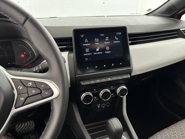 Vente en ligne Renault Clio 5 Clio E-Tech 140 - 21N au prix de 17 490 €
