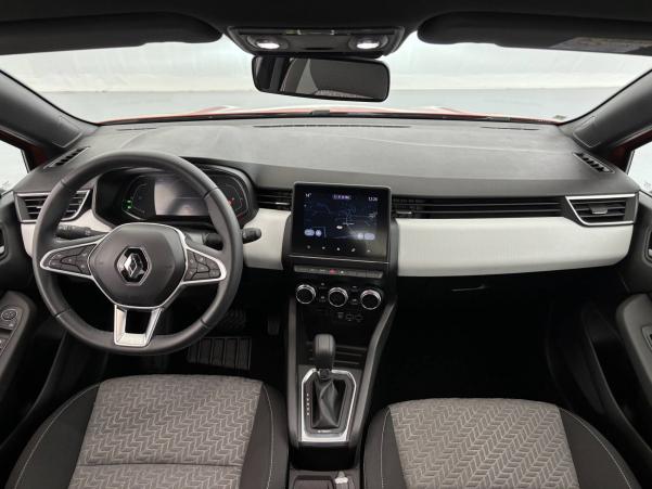 Vente en ligne Renault Clio 5 Clio E-Tech 140 - 21N au prix de 17 490 €