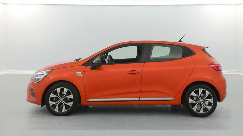 Vente en ligne Renault Clio 5 Clio E-Tech 140 - 21N au prix de 17 490 €