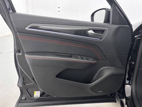 Vente en ligne Renault Arkana  E-Tech 145 au prix de 21 990 €