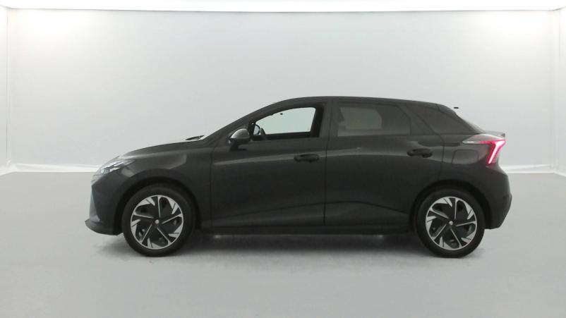 Vente en ligne Mg MG4  Electric 64kWh - 150 kW 2WD au prix de 23 790 €
