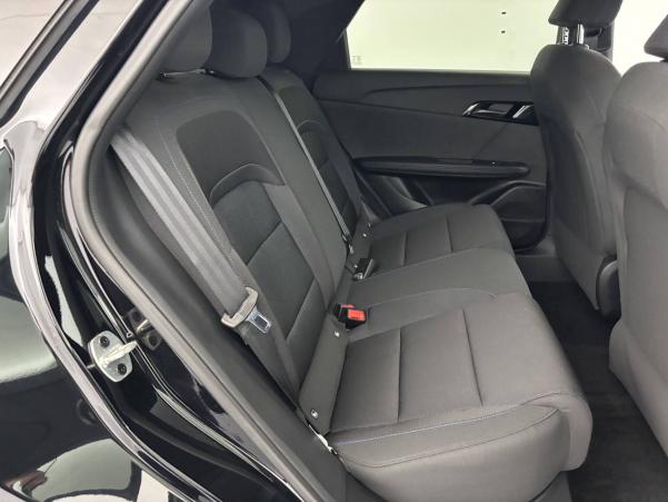 Vente en ligne Mg MG4  Electric 64kWh - 150 kW 2WD au prix de 23 790 €