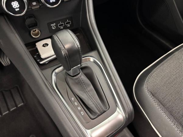 Vente en ligne Renault Captur  Blue dCi 115 EDC au prix de 15 990 €