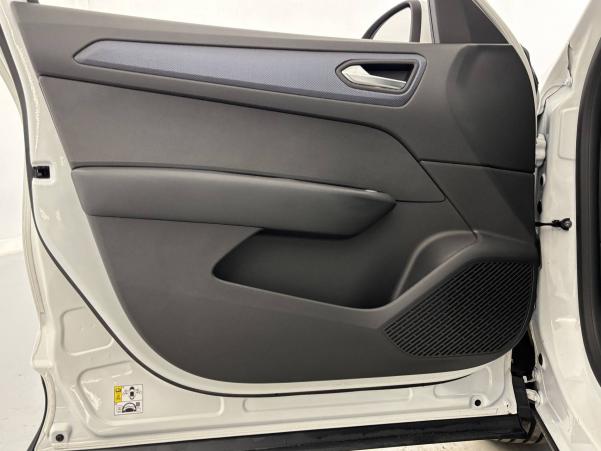 Vente en ligne Renault Arkana  E-Tech 145 au prix de 21 590 €