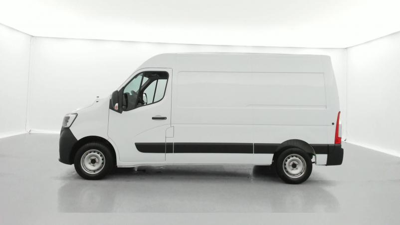 Vente en ligne Renault Master 3 Fourgon MASTER FGN TRAC F3500 L2H2 DCI 135 au prix de 27 490 €