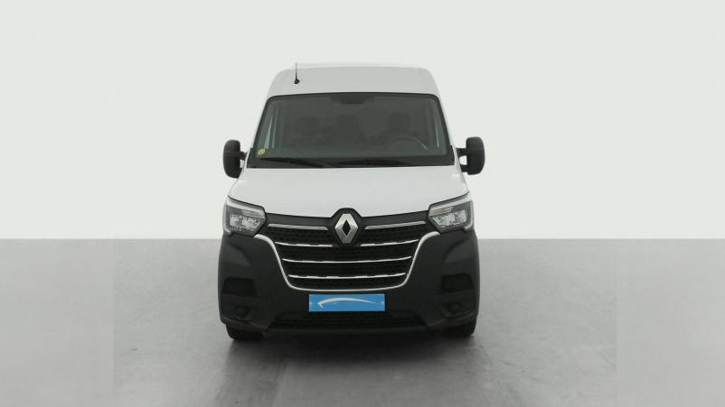 Vente en ligne Renault Master 3 Fourgon MASTER FGN TRAC F3500 L2H2 DCI 135 au prix de 27 490 €