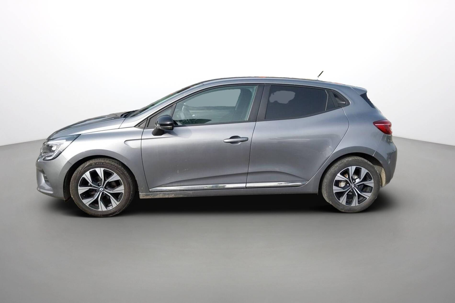 Vente en ligne Renault Clio 5 Clio TCe 90 au prix de 14 190 €