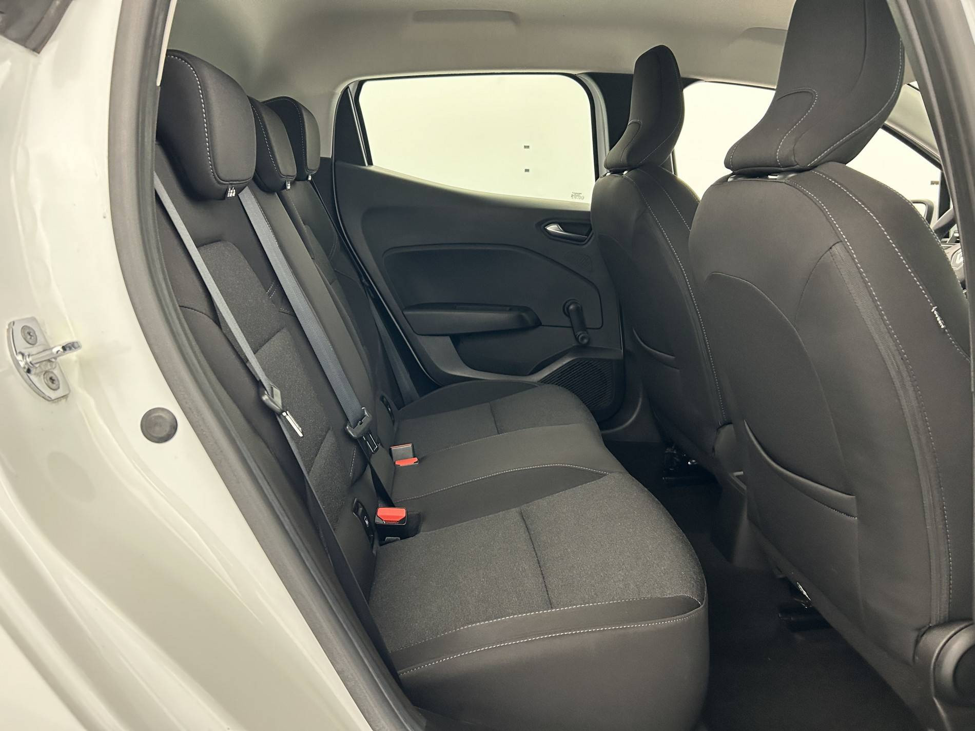 Vente en ligne Renault Clio 5 Clio Blue dCi 100 - 21N au prix de 13 990 €