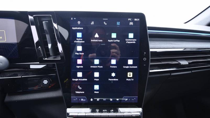 Vente en ligne Renault Espace Espace E-Tech hybrid 200 au prix de 39 990 €