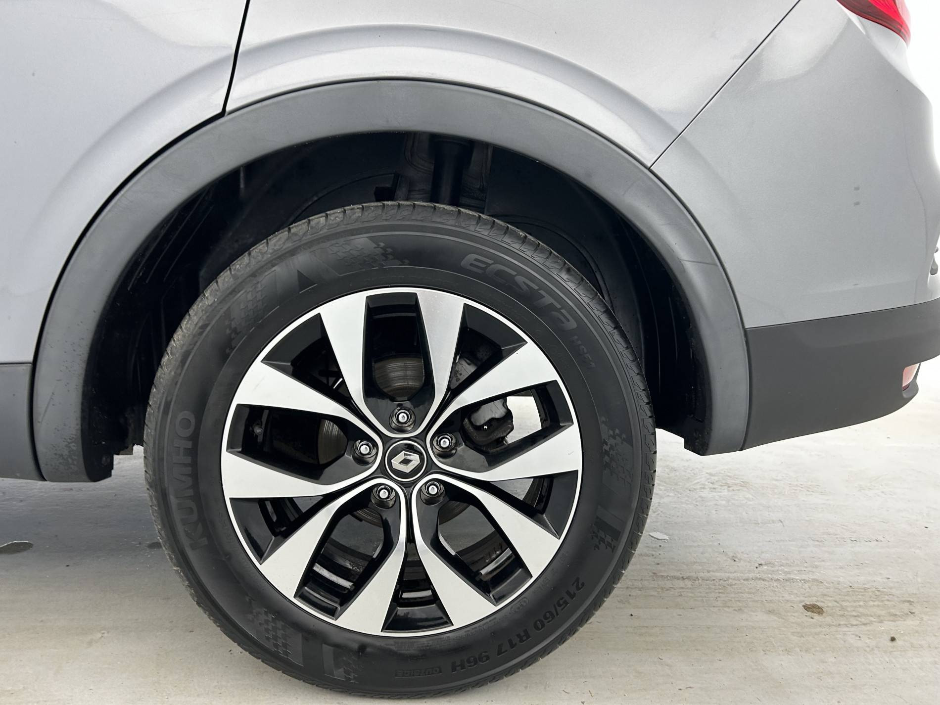 Vente en ligne Renault Arkana  mild hybrid 140 EDC FAP - 22 au prix de 19 390 €