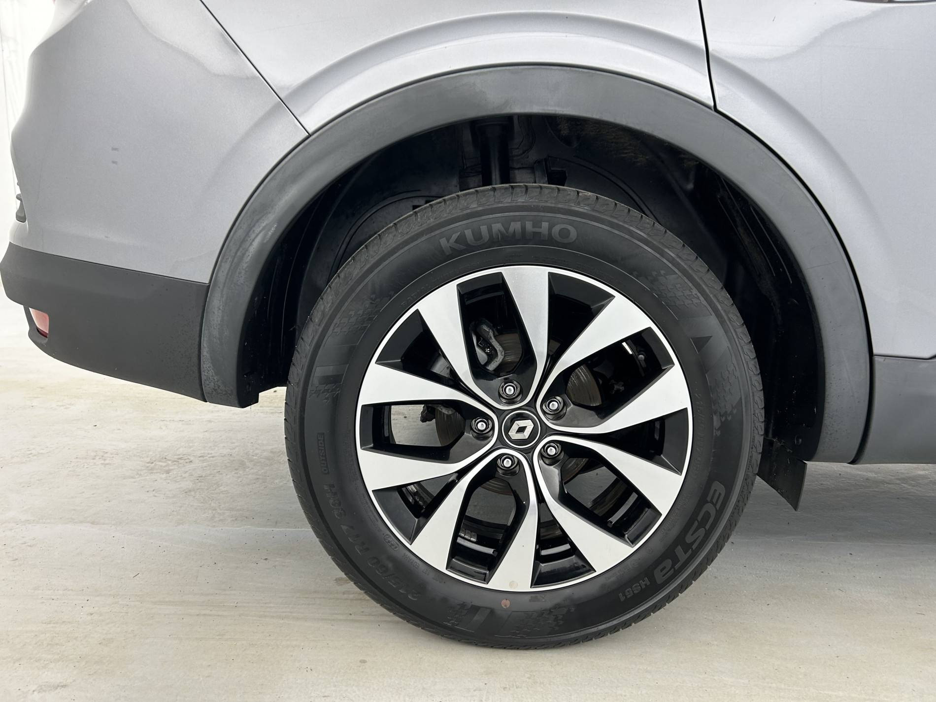 Vente en ligne Renault Arkana  mild hybrid 140 EDC FAP - 22 au prix de 19 390 €