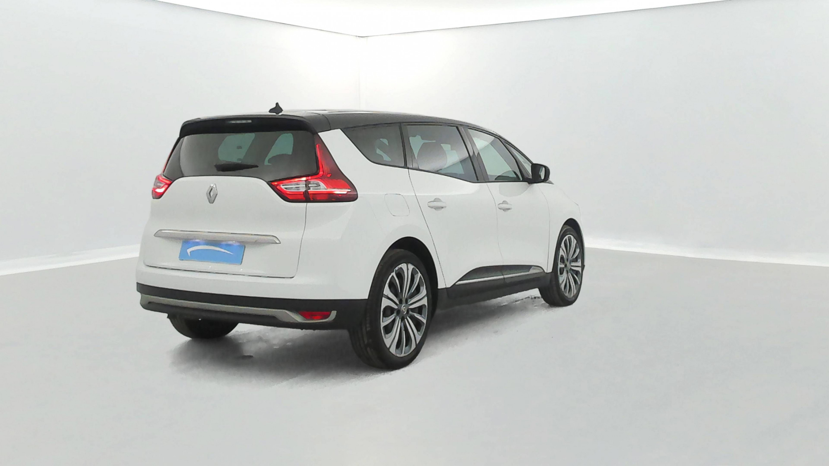 Vente en ligne Renault Grand Scenic 4 Grand Scenic TCe 140 FAP EDC - 21 au prix de 19 290 €