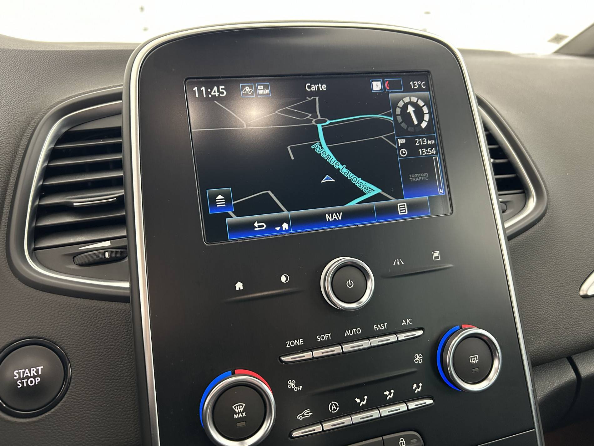 Vente en ligne Renault Grand Scenic 4 Grand Scenic TCe 140 FAP EDC - 21 au prix de 19 290 €