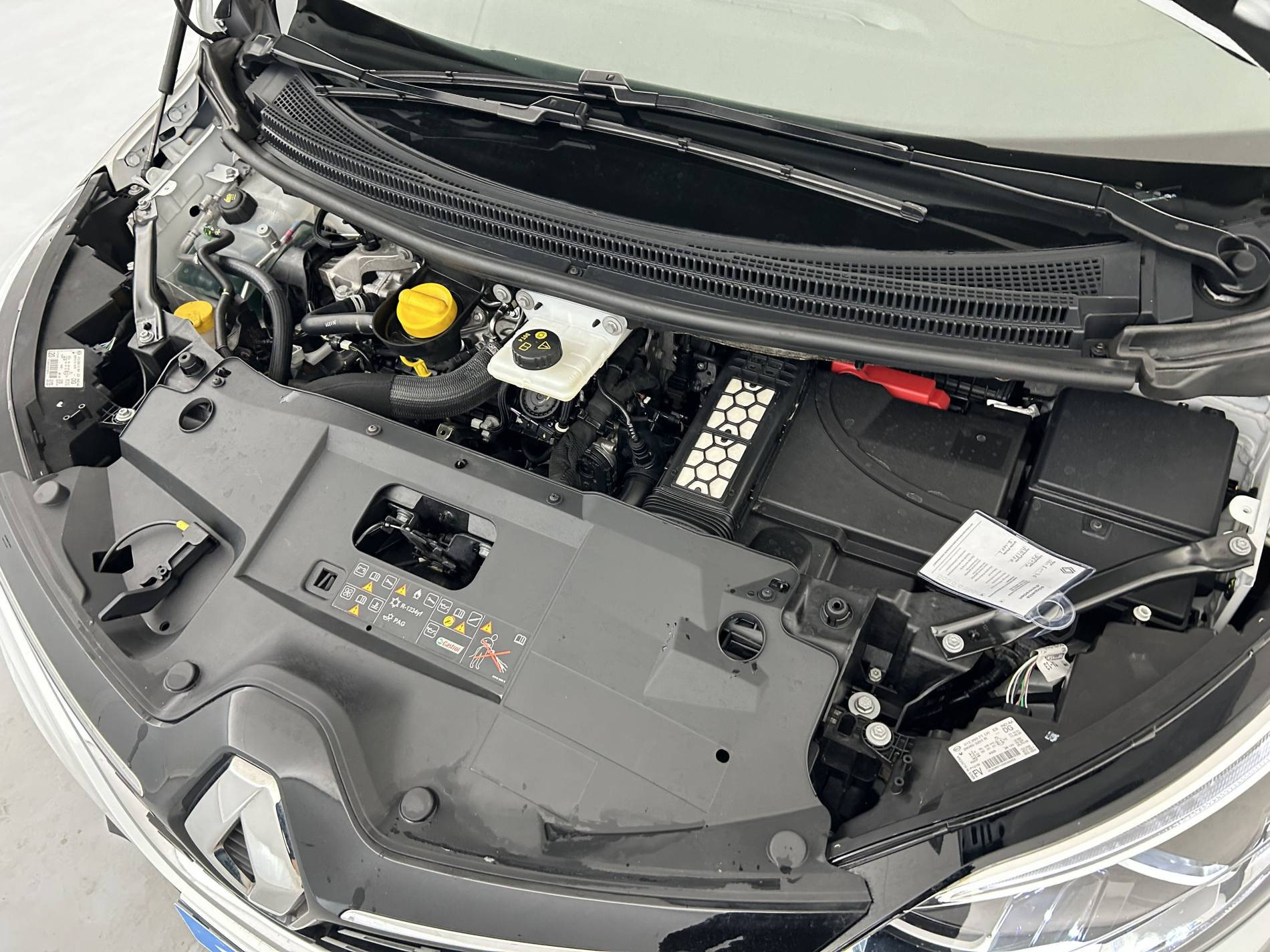 Vente en ligne Renault Grand Scenic 4 Grand Scenic TCe 140 FAP EDC - 21 au prix de 19 290 €