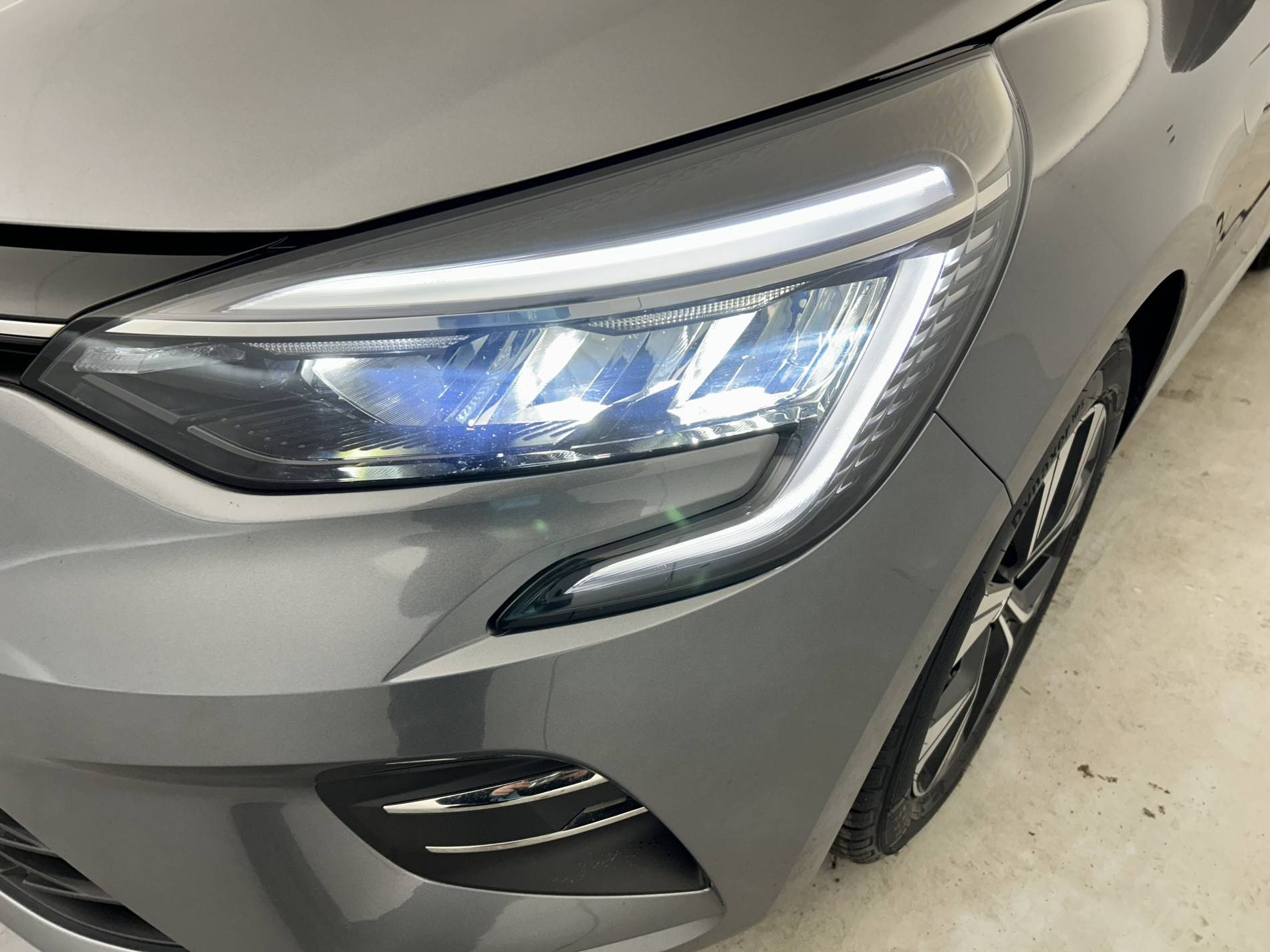 Vente en ligne Renault Clio 5 Clio TCe 90 au prix de 15 290 €