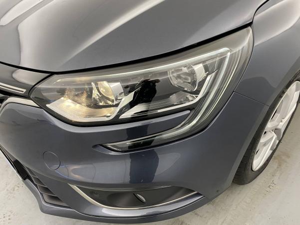 Vente en ligne Renault Megane 4 Mégane IV Berline TCe 140 EDC FAP au prix de 16 790 €