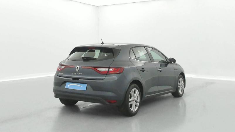 Vente en ligne Renault Megane 4 Mégane IV Berline TCe 140 EDC FAP au prix de 16 790 €