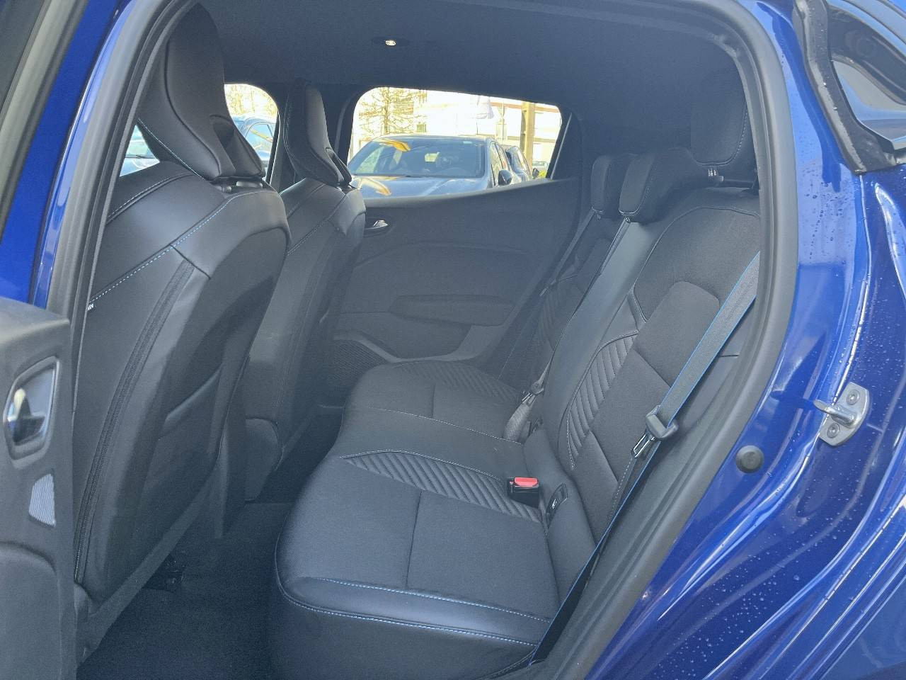 Vente en ligne Renault Clio 5 Clio E-Tech full hybrid 145 ch GSR2 au prix de 25 390 €