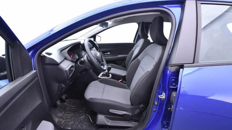 Vente en ligne Dacia Sandero  ECO-G 100 au prix de 17 490 €