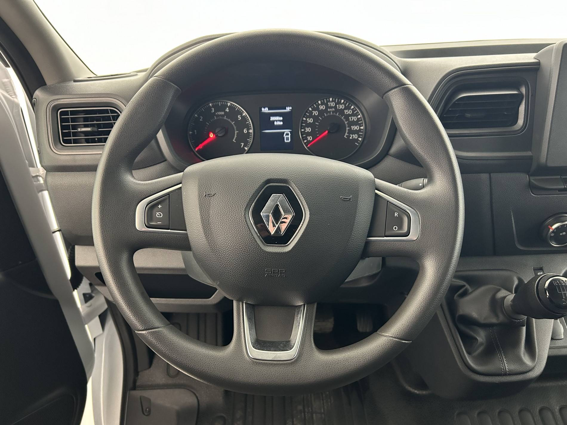 Vente en ligne Renault Master Fourgon MASTER FGN TRAC F3500 L2H2 BLUE DCI 135 au prix de 25 590 €