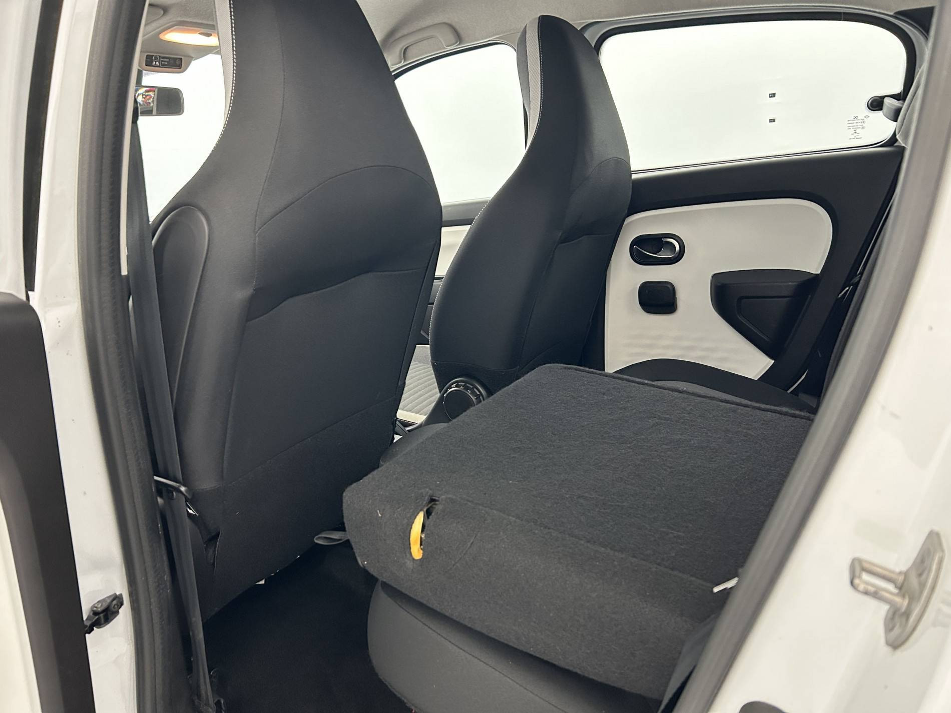 Vente en ligne Renault Twingo 3  SCe 65 - 21 au prix de 11 790 €